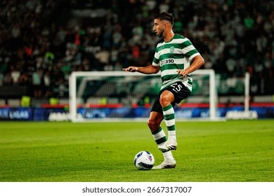 姆巴佩母亲：2022年是我要求儿子和巴黎续约，当时压力很大